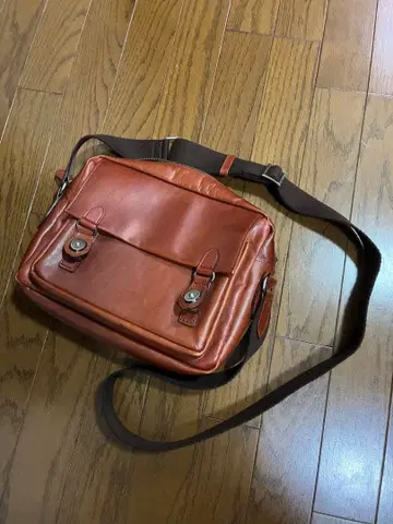 토요오카 가방 JLBHA 가죽 숄더백 일본제 캐주얼에도 포멀에도