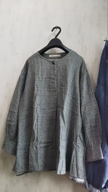 아두이트리스테스 네이비 코튼 코몬 무늬 풀오버 상의