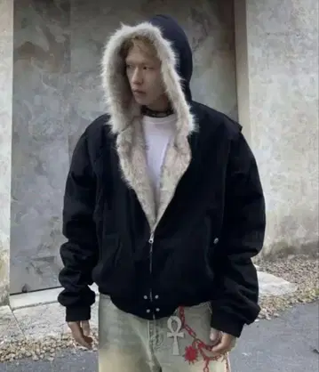 새상품 짧은 기장 퍼 fur foodie opium y2k 후드티