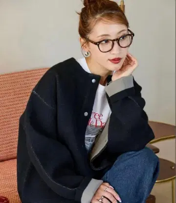 [ 미사용 새상품 ] 한정판 배색 스냅 니트 가디건 FREAK'S