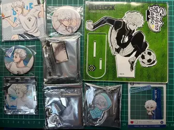 블루 록 블루록 원작 그림 마즐 아크릴 스탠드 캔뱃지 나기 세이시로