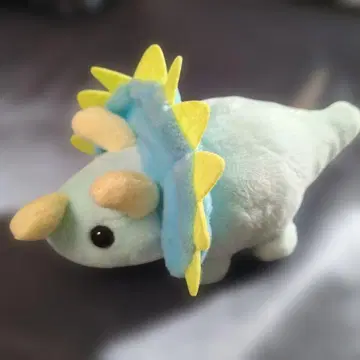 후쿠이현립 공룡 박물관 트리케라톱스 인형