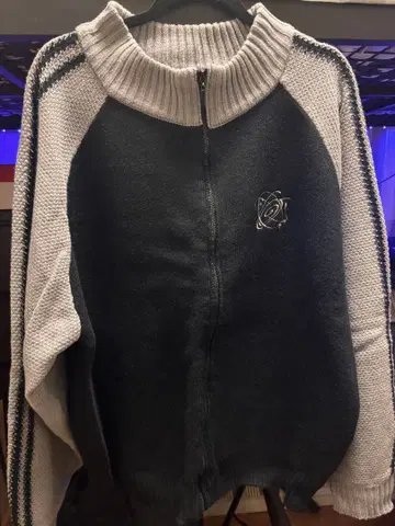 kutir 집업 니트 자켓