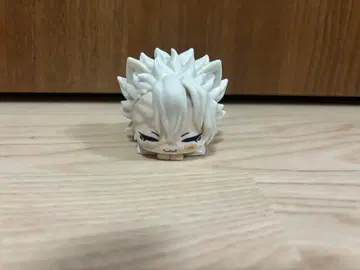 귀멸의 칼날 시나즈가와 사네미 낮잠 피규어