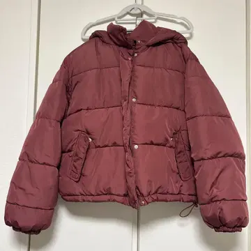 NICE CLAUP 버건디 다운 자켓