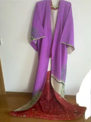 대중연극 보라색 대나무 무늬 끝단 끌림