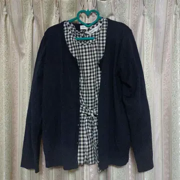 francaise 네이비 가디건 & 블라우스 앙상블 미사용품