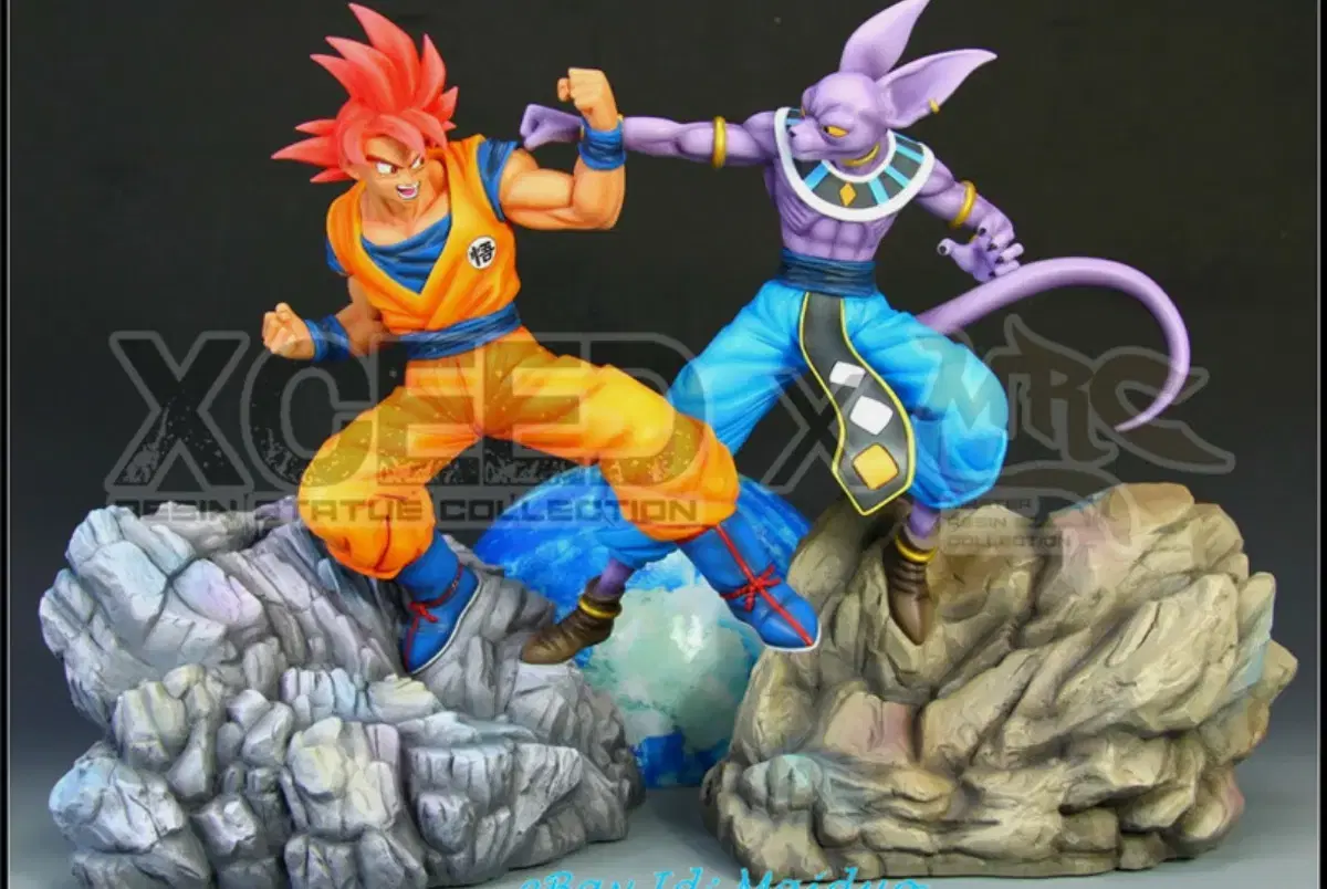 Goku vs. Beerus Resin Dragon Ball Figure Quick Sale (Negotiable)