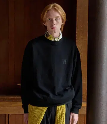 LURAKU 원포인트 맨투맨