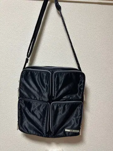 타카시 키쿠치 블랙 숄더백