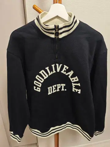 GOODLIVEABLE DEPT. 집업 트레이닝복