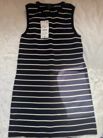 [택 포함 새상품] ZARA 네이비/화이트 스트라이프 원피스 S