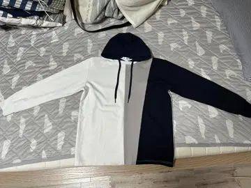 TK 다케오 키쿠치 후드티