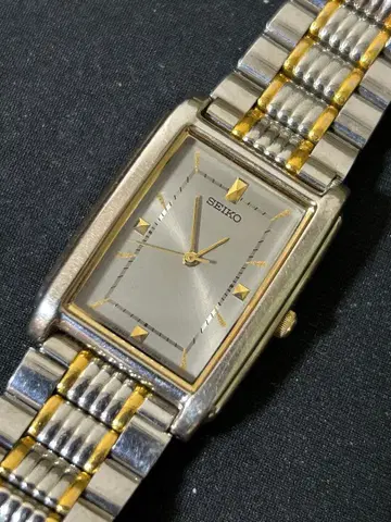 세이코 쿼츠 가동 중