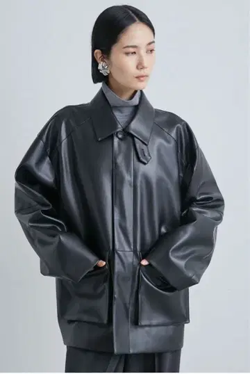 miesrohe 인조 가죽 커버올 자켓 블랙