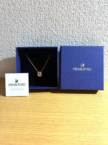 Swarovski 핑크 골드 펜던트 목걸이