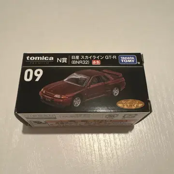 토미카 프리미엄 닛산 스카이라인 GT-R