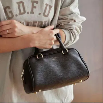 CHRISTIAN VILLA 보스턴 백