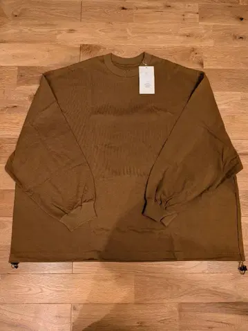 새상품 is-ness 벌룬 긴팔 T셔츠 티셔츠 롱티 이즈네스