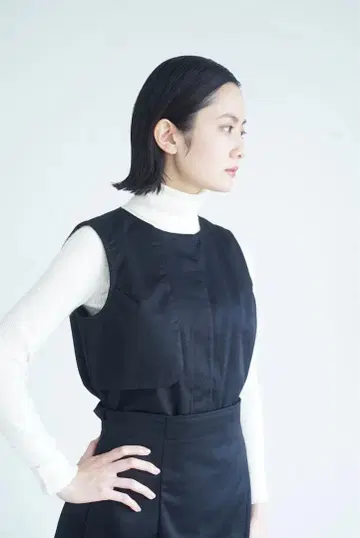 foufou 건 플랩 T.C 블라우스 베스트