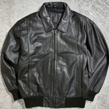 새상품급 짧은 기장 리브 카라 부착 카우 레더 트래커 자켓 블랙 M