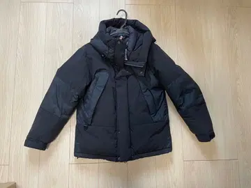 FIRST DOWN 후드 부착 다운 자켓