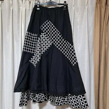 Eiko Kondo 기하학 패턴 플레어 스커트