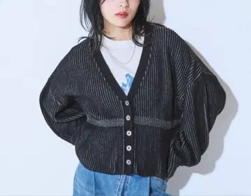 7G 아제 플럼 V 가디건 지나시스 미사용 새상품 이번 시즌 신상