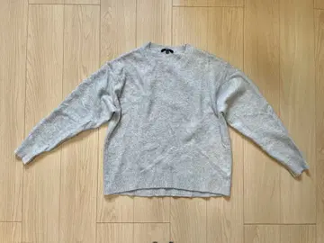 수플레얀 크루넥 스웨터