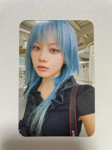 XG The first HOWL FC 한정판 트레이딩 카드 D 히나타