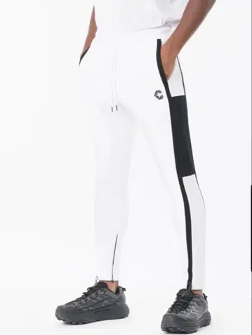 CRONOS 팬츠 화이트