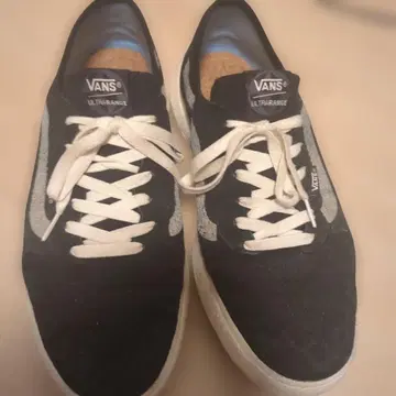 VANS ULTRARANGE