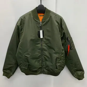 새상품 남성용 M 사이즈 KONGOW MA-1 패딩 자켓 그린 8100