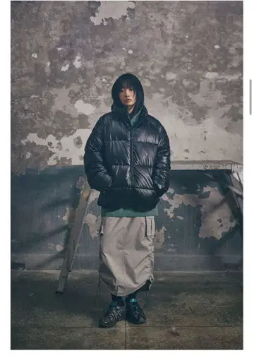 FILLUMINATE 다운 자켓 블랙