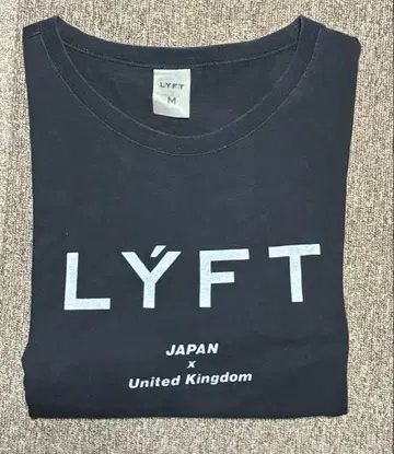 LYFT 블랙 T셔츠 M 사이즈