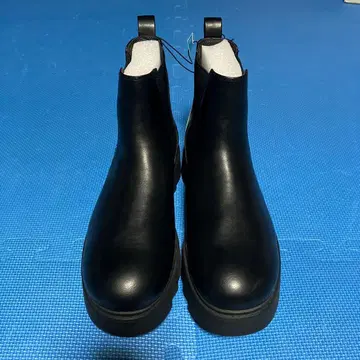 새상품 GU 청키 솔 사이드 고어 부츠 27cm