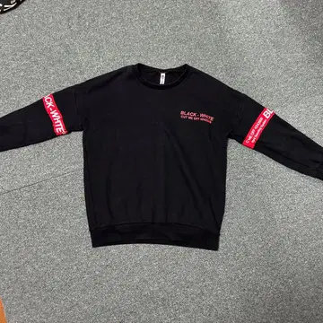 블랙 트레이닝복 맨투맨