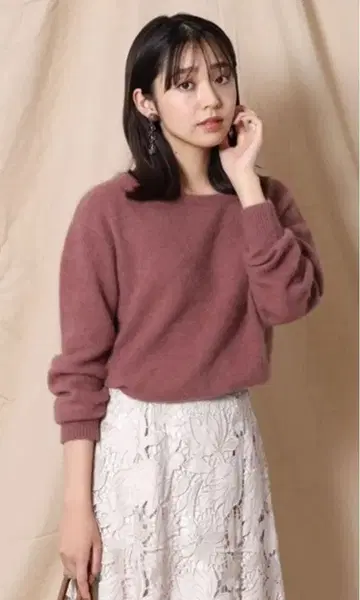 JUSGLITTY 저스길리티 수플레 니트