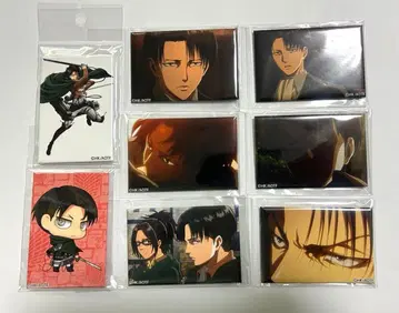 진격의 거인 리바이 200경 스퀘어 캔뱃지 종합 세트 5