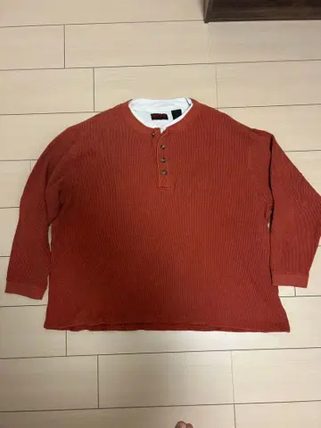 오렌지 컬러 헨리넥 긴팔 티셔츠 서멀