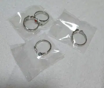 우타프리 QUARTETNIGHT LIVE 반지 컬렉션