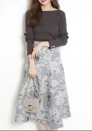 아푸와이저 리셰 플라워 자카드 스커트 블루 S