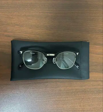 H-OPTICAL 안경 블랙/실버