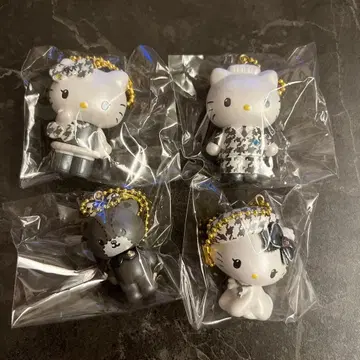 산리오 시크릿 마스코트 참 흑백 걸리시