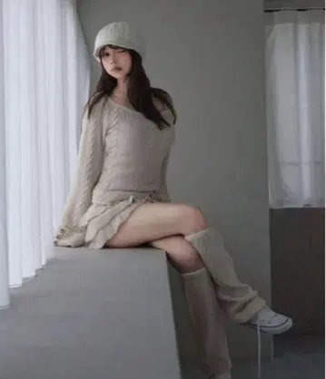 andmary Leia frill set up beige