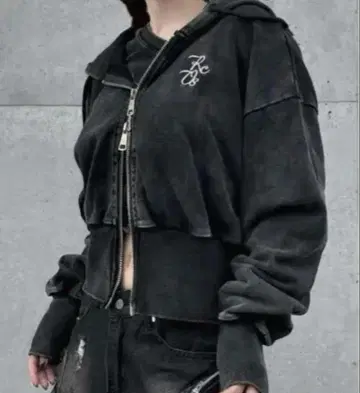 KsG 워시드 로고 지퍼 후드티