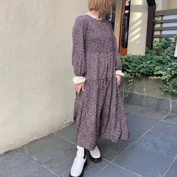 택 포함 새상품 JUGLANS 티어드 원피스 꽃무늬 레이스