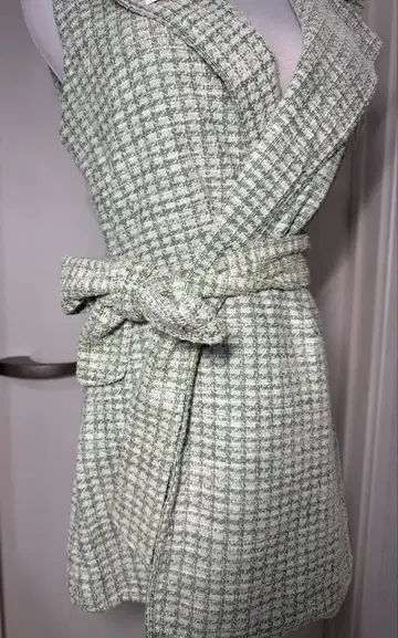 그린 체크 무늬 슬리브리스 베스트