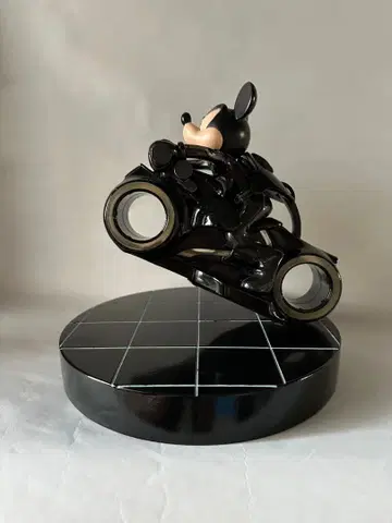 세계 500대 한정판 미키 트론 피규어 상하이 디즈니