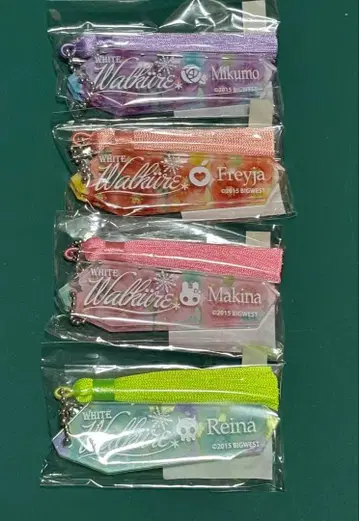 백은의 발키리 아크릴 참